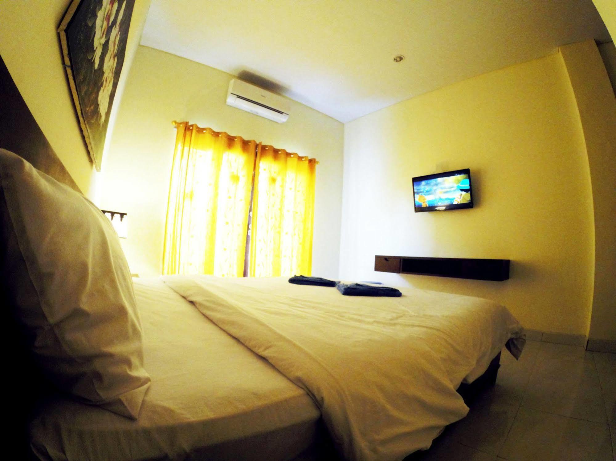Hotel Luckys Kuta (Bali)